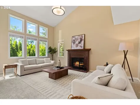 12715 Adrian Court Lake Oswego OR 97034
