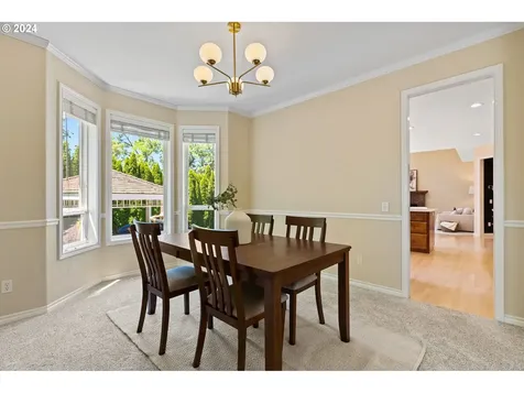 12715 Adrian Court Lake Oswego OR 97034