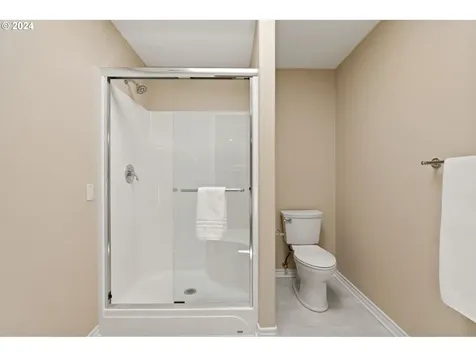 12715 Adrian Court Lake Oswego OR 97034