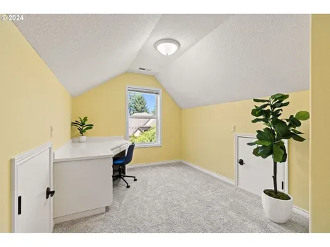 12715 Adrian Court Lake Oswego OR 97034