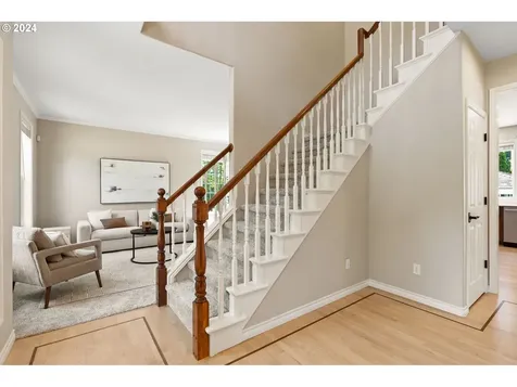 12715 Adrian Court Lake Oswego OR 97034