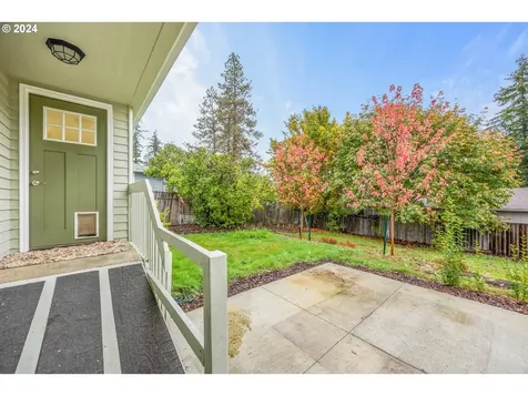 449 W Agee Street Roseburg OR 97471