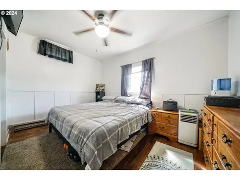 517 26th Avenue Longview WA 98632
