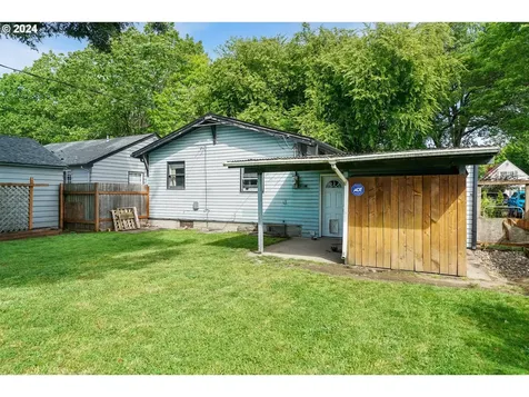 517 26th Avenue Longview WA 98632