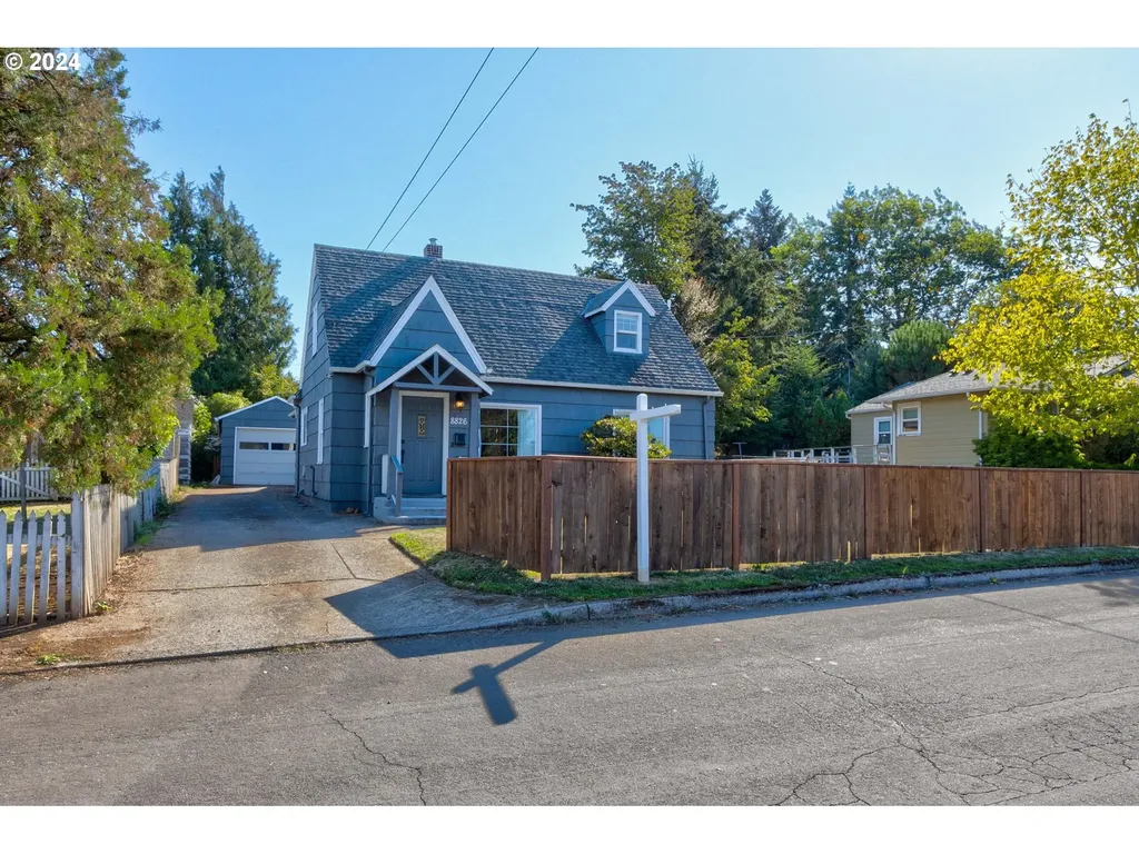 8826 Ne Webster Street Portland OR 97220