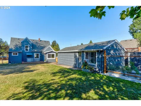 8826 Ne Webster Street Portland OR 97220