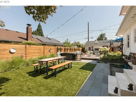 313 N Holman Street Portland OR 97217
