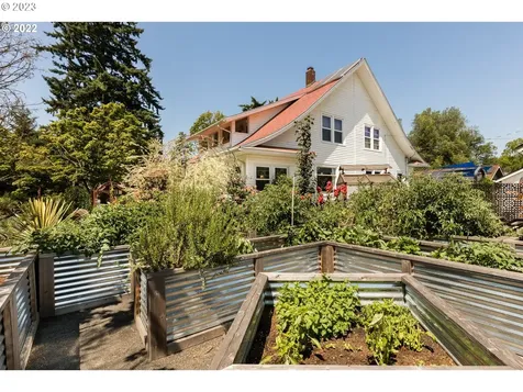 313 N Holman Street Portland OR 97217
