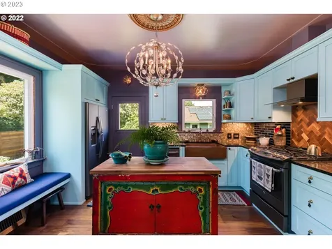 313 N Holman Street Portland OR 97217