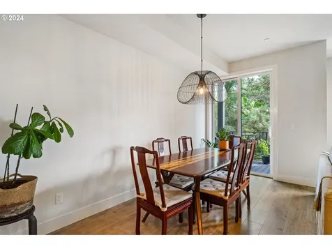 5763 SW Clay Court Portland OR 97221