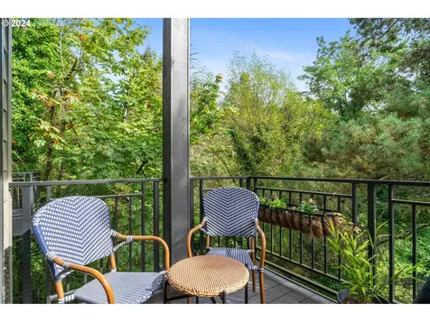 5763 SW Clay Court Portland OR 97221