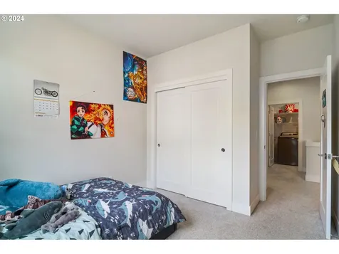 5763 SW Clay Court Portland OR 97221