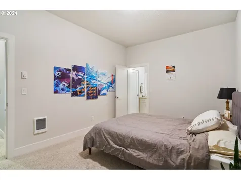 5763 SW Clay Court Portland OR 97221