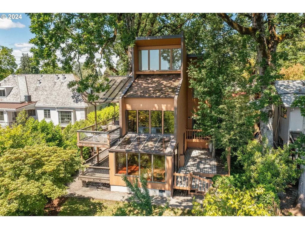 2014 16th Avenue Forest Grove OR 97116