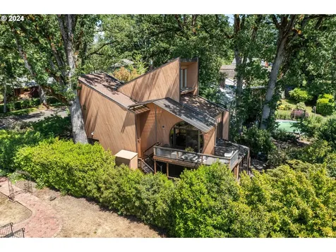 2014 16th Avenue Forest Grove OR 97116
