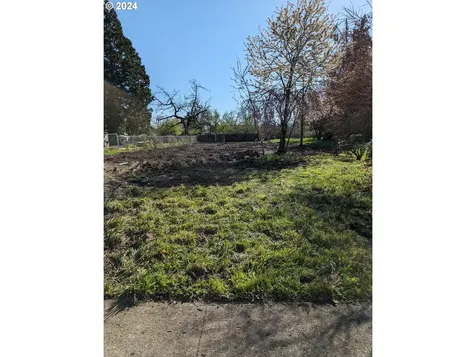 503 17th Street Springfield OR 97477