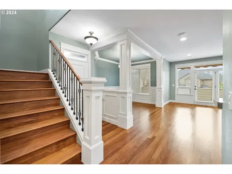725 W U Street Washougal WA 98671