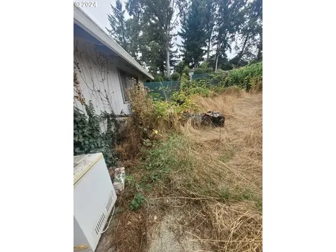 955 Donna Lynn Way Gladstone OR 97027