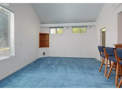 7950 Sw 83rd Avenue Portland OR 97223