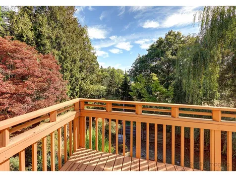 7950 Sw 83rd Avenue Portland OR 97223