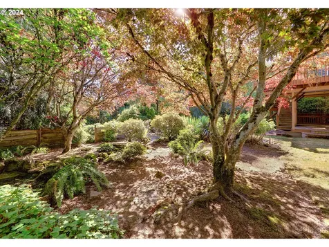 7950 Sw 83rd Avenue Portland OR 97223