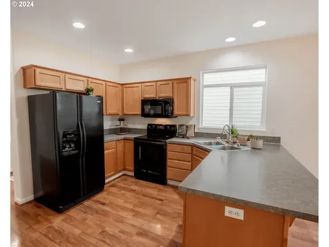 2712 Nw 118th Circle Vancouver WA 98685