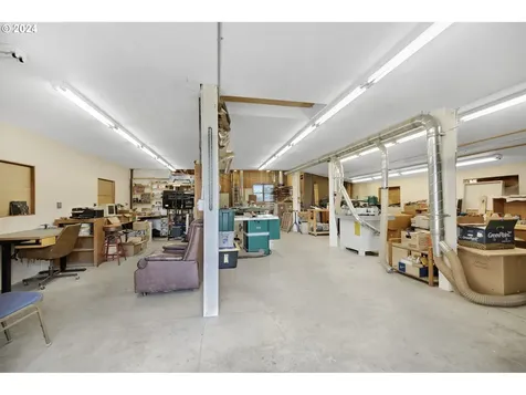 34708 S Meridian Road Woodburn OR 97071