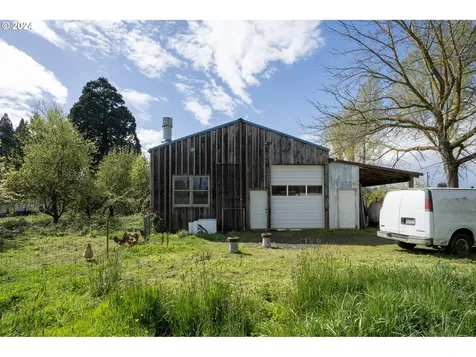 34708 S Meridian Road Woodburn OR 97071