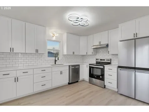 4689 Thorman Avenue NE Keizer OR 97303