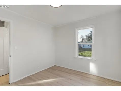4689 Thorman Avenue NE Keizer OR 97303
