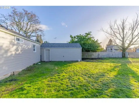 4689 Thorman Avenue NE Keizer OR 97303