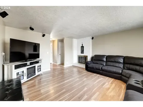 8545 Sw Nestucca Court Tualatin OR 97062