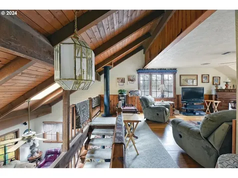 5152 W Evans Creek Road Rogue River OR 97537