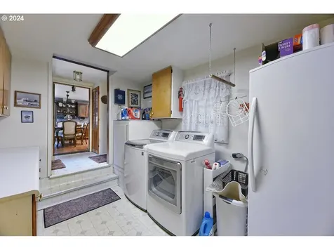 5152 W Evans Creek Road Rogue River OR 97537