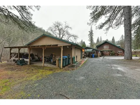 5152 W Evans Creek Road Rogue River OR 97537