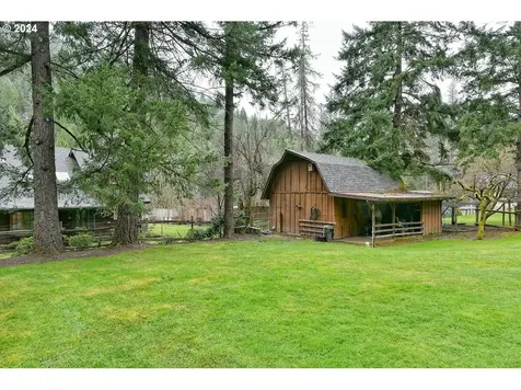 5152 W Evans Creek Road Rogue River OR 97537