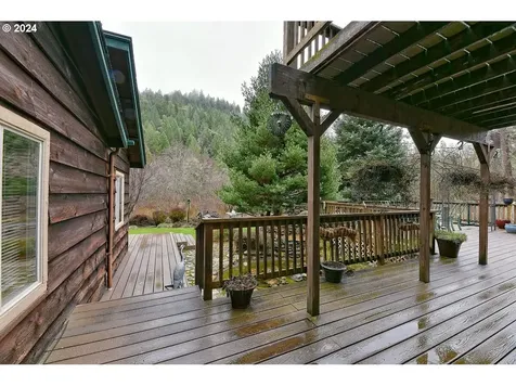 5152 W Evans Creek Road Rogue River OR 97537