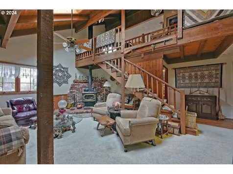 5152 W Evans Creek Road Rogue River OR 97537