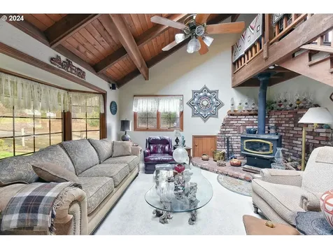 5152 W Evans Creek Road Rogue River OR 97537