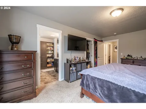 144 E Jadon Drive Lebanon OR 97355