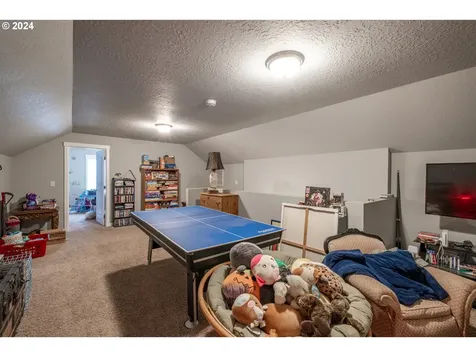144 E Jadon Drive Lebanon OR 97355