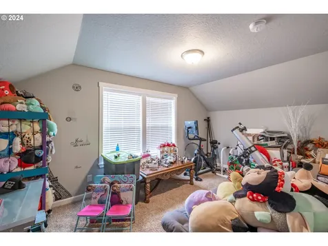 144 E Jadon Drive Lebanon OR 97355