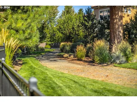 63164 Via Toscana Bend OR 97703
