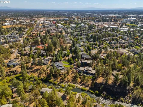 63164 Via Toscana Bend OR 97703