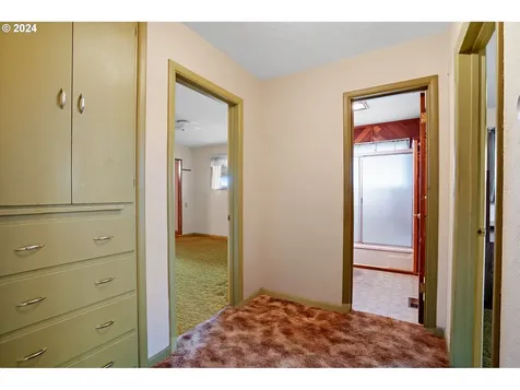 30885 Pirtle Drive SW Albany OR 97321