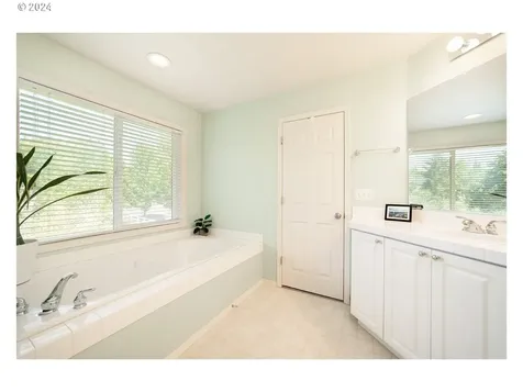 17127 Nw Gold Canyon Lane Beaverton OR 97006