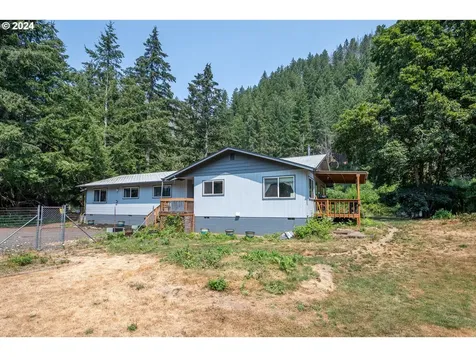 50069 Mckenzie Highway Vida OR 97488