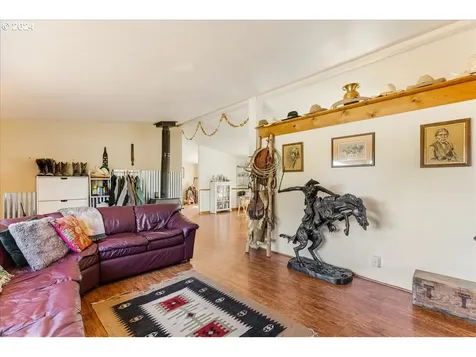 30082 S Lynn Marie Lane Colton OR 97017