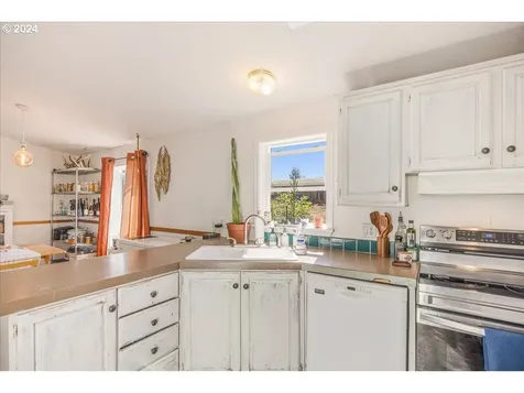 30082 S Lynn Marie Lane Colton OR 97017