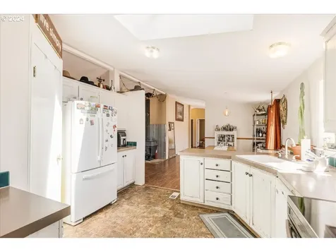 30082 S Lynn Marie Lane Colton OR 97017